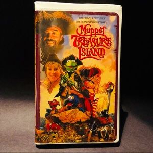 MUPPET TREASURE ISLAND VHS Tape